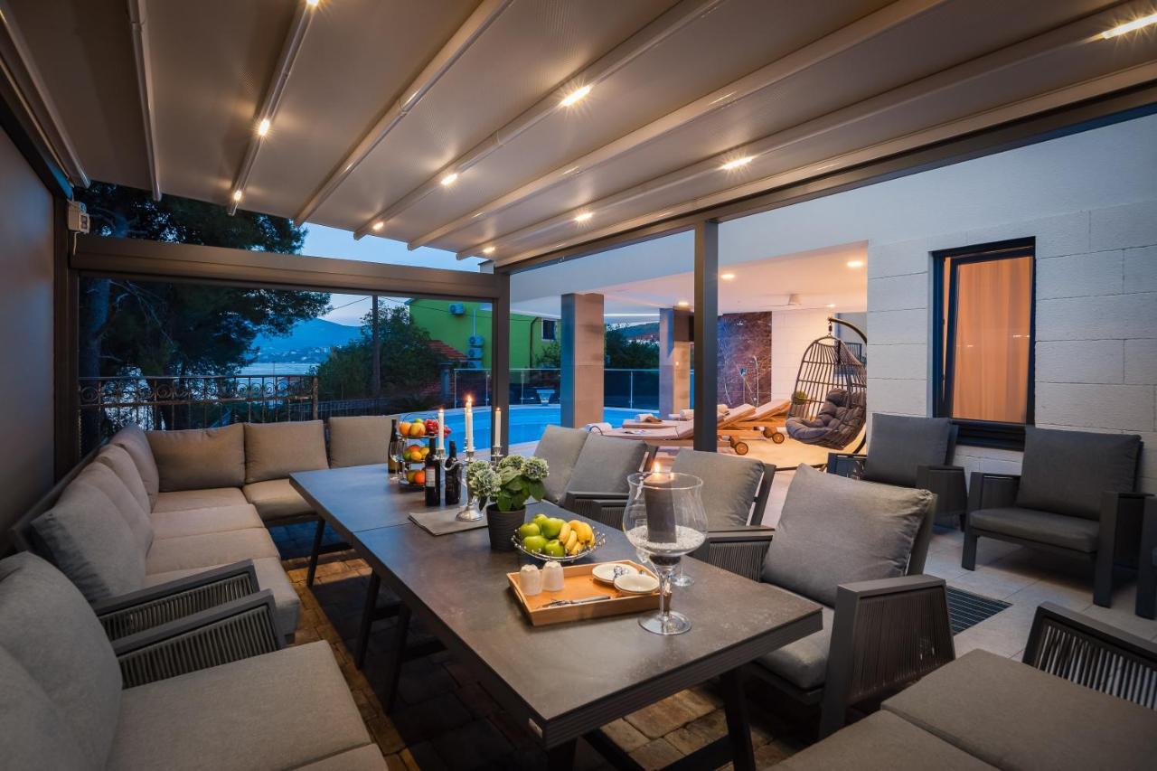 Beach Villa Valentina Трогир Екстериор снимка