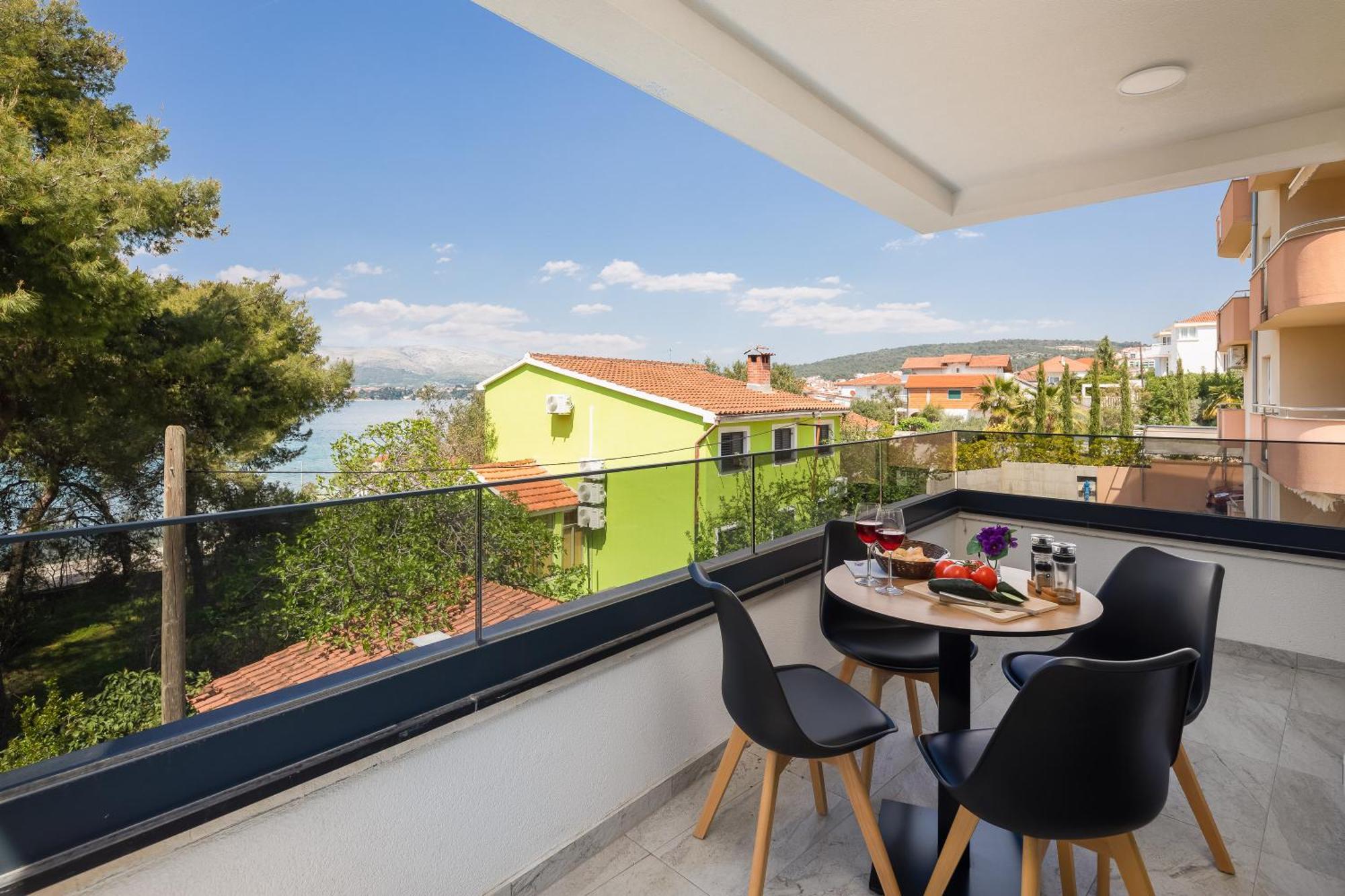 Beach Villa Valentina Трогир Стая снимка