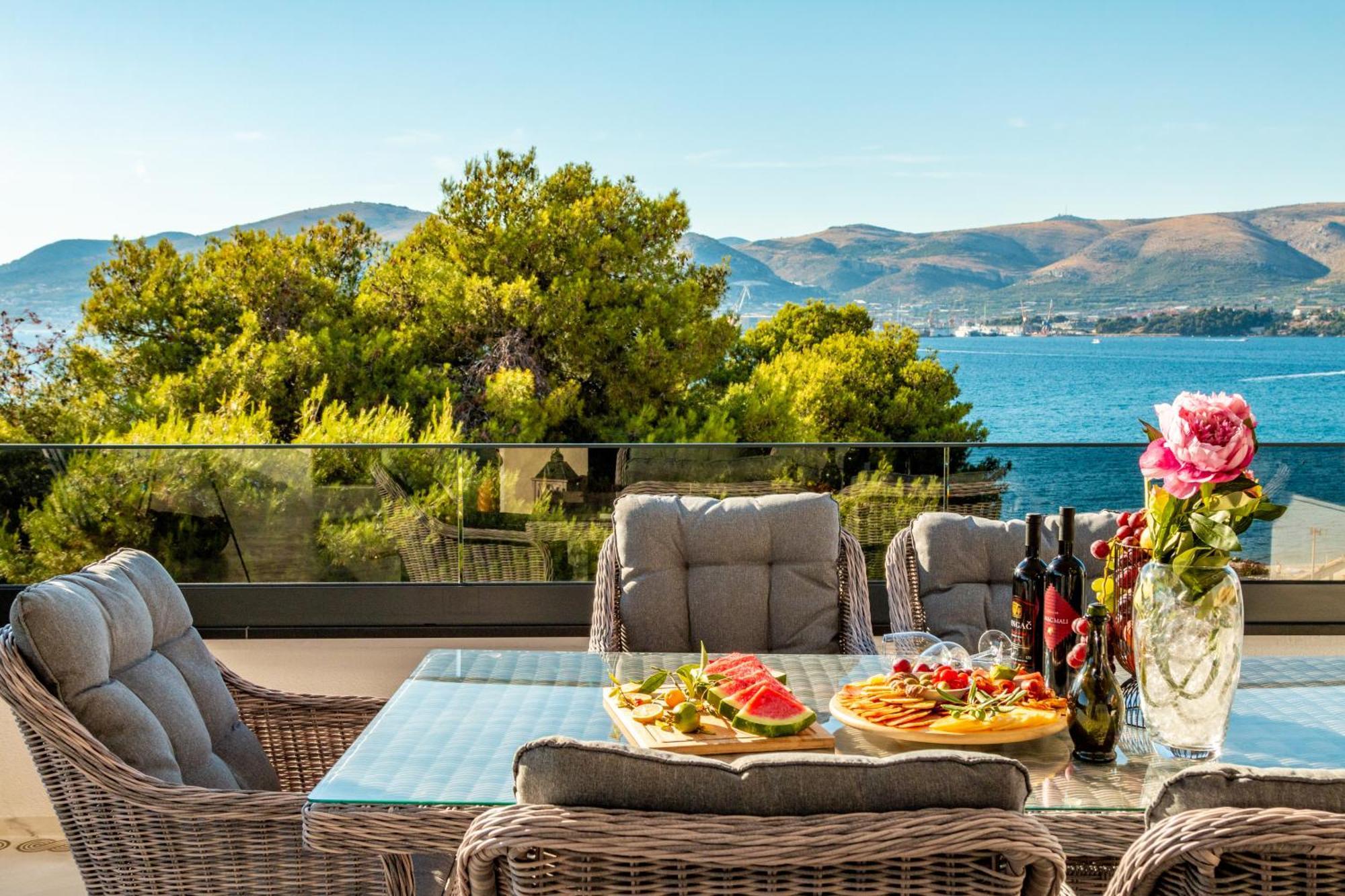Beach Villa Valentina Трогир Стая снимка