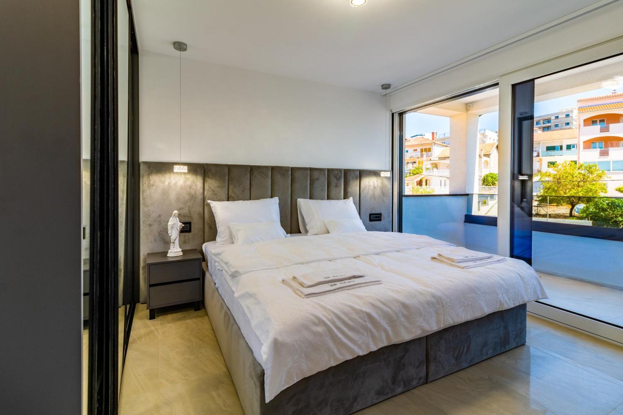Beach Villa Valentina Трогир Стая снимка