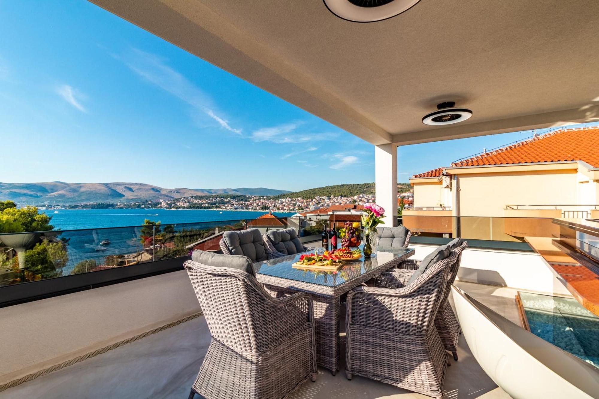 Beach Villa Valentina Трогир Стая снимка