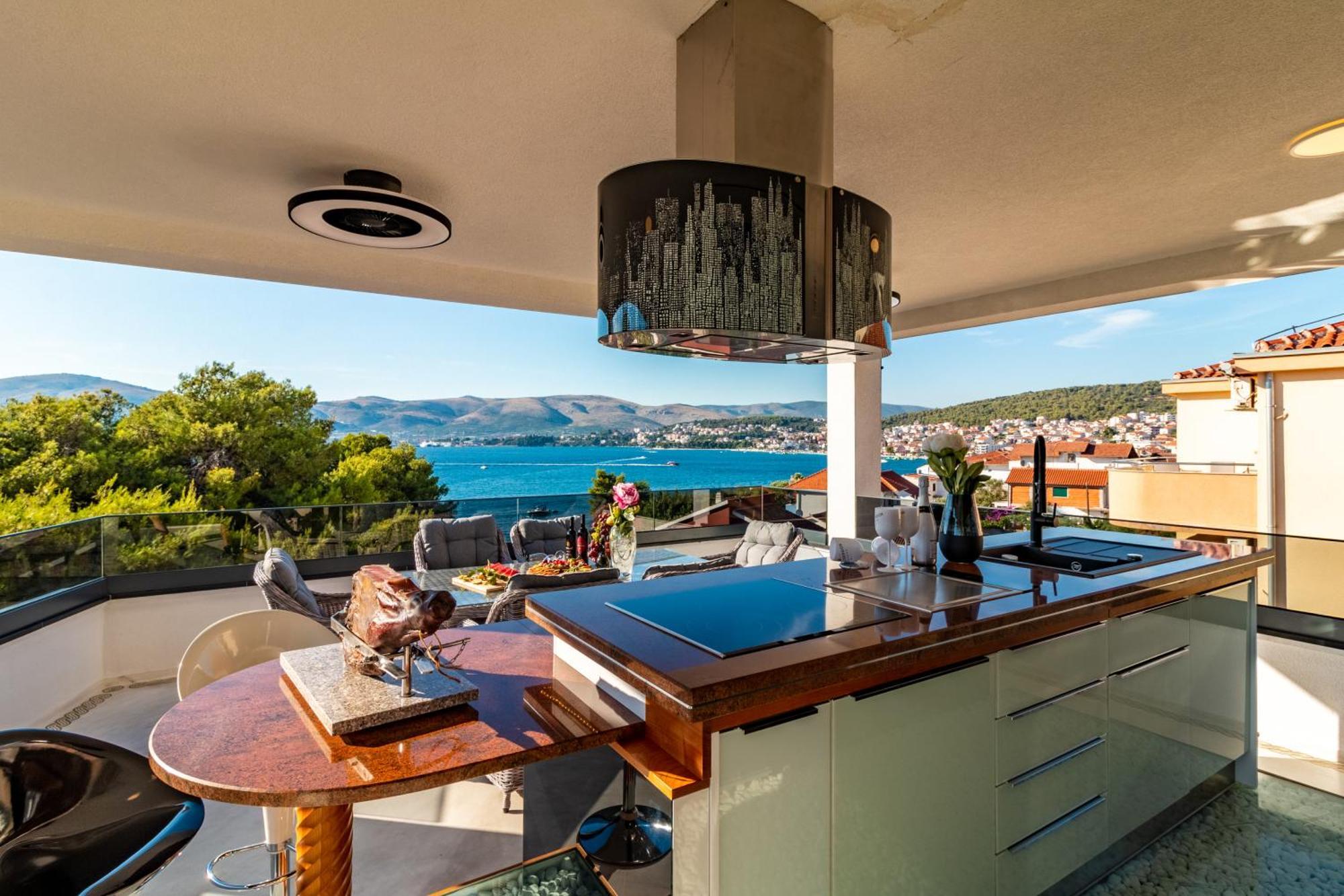 Beach Villa Valentina Трогир Стая снимка